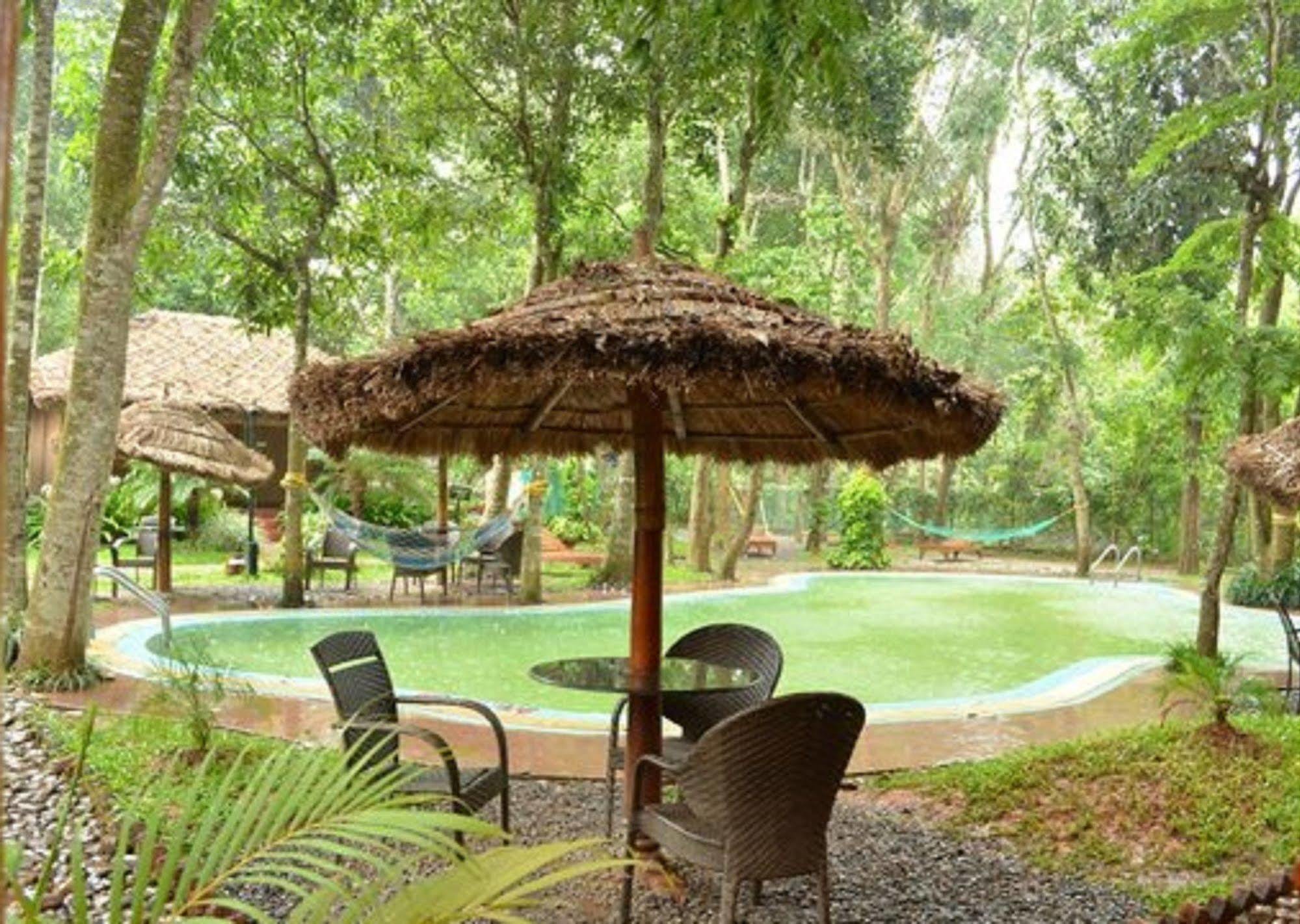 Woods N Spice - Thekkady Hotel Kumily Eksteriør billede